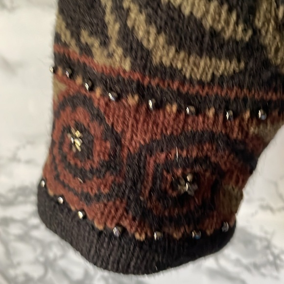 Icelandic Design Large Black/Olive/Brown print wool zip up sweater. - Picture 4 of 9